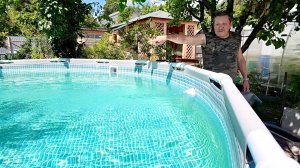 Бассейн за 1 день стал кристальным: дождь, пирожки, спасение жука