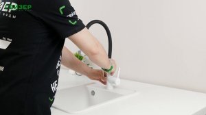 Установка смесителя Гейзер с подключением фильтра | Универсальная видеоинструкция