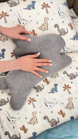 Подушка зайчик серый