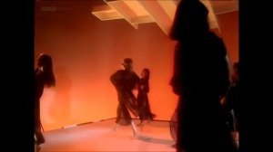 Legs _ Co - _Lady Lynda_ Top Of The Pops The Beach Boys(480P).mp4