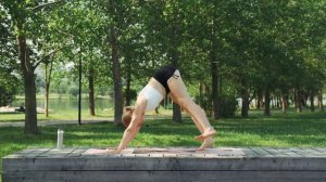 Йога: Контроль движения: сила, баланс и координация | 25 мин с Dakira Yoga