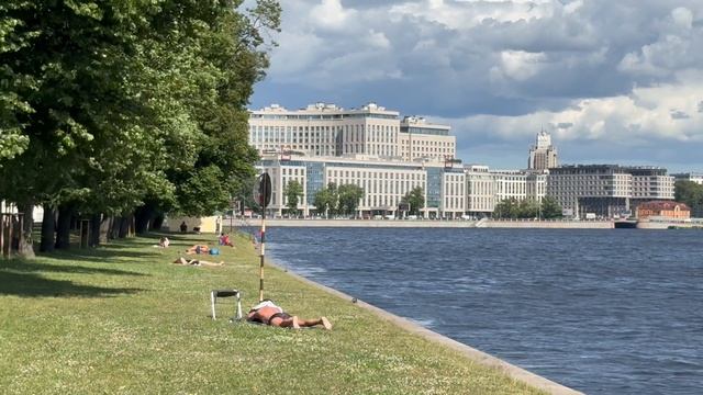 Прогулка по летнему Каменному острову в Санкт-Петербурге