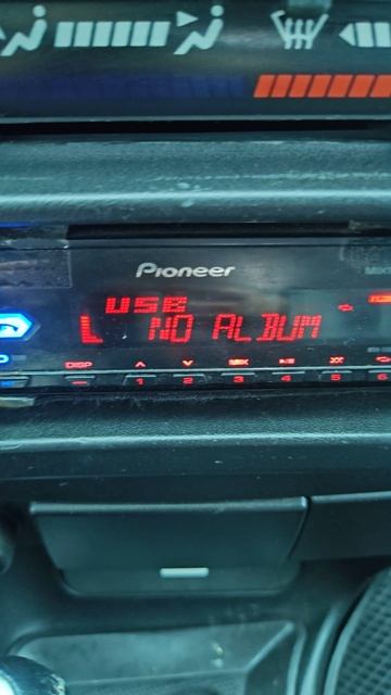 Громкий треш фронт в ВАЗ 2114 на Dl Audio #автозвук