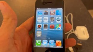 Купил iPhone 4S в 2025 году! Он еще работает?