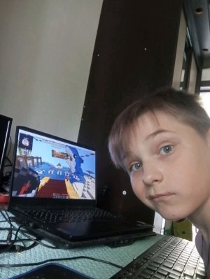 учусь играть на сервере домера reallyworld  день 1