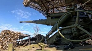 ВС РФ нанесли артиллерийский удар по боевикам, которые бежали с позиций в Константиновке.