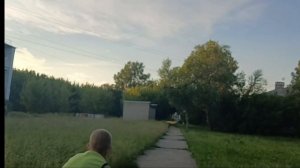 поставил бутылку