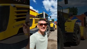 Собираем на продажу трактор Кировец К 701 и К 700А после капитального ремонта.