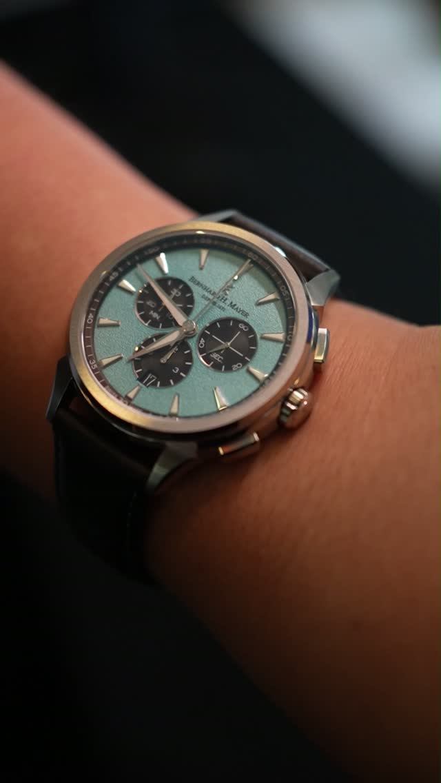 Interra Turquoise от Bernhard H. Mayer – благородный бирюзовый оттенок, притягивающий взгляды.