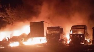 ‼️🇷🇺🏴☠Враг атаковал городской автобус и грузовики в ЛНР, ранены 12 человек