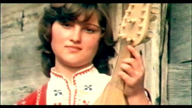 СТРУННО-СМЫЧКОВЫЕ ИНСТРУМЕНТЫ - ПОЯВЛЕНИЕ. Гадулка (Болгария)