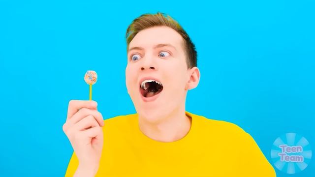 Холодная или Горячая Еда Челлендж от TeenTeam Challenge смотреть онлайн