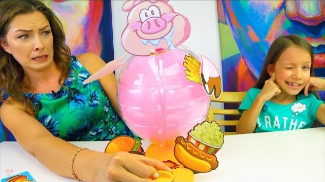 ЛОПНИ ОБЖОРА Экстремальный ЧЕЛЛЕНДЖ Greedy Porker Game Challenge / Вики Шоу смотреть онлайн