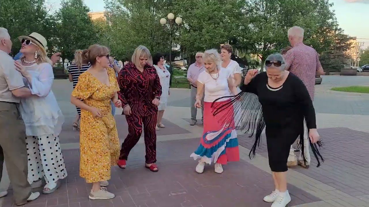 Ах, вечерочек, вечерок... 07.06.24... смотреть онлайн