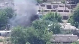 Российские войска шаг за шагом теснят украинских боевиков из Красного Лимана.