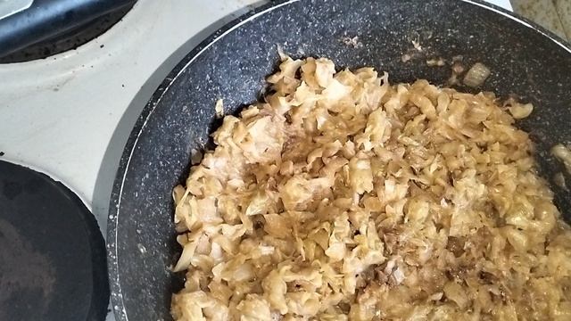 Готовим вкусную солянку с сосисками на обед