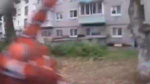 я же вам не мешаю я ж человек паук я крутой у меня паутина ой блин