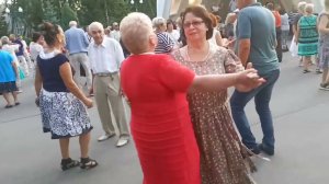 Заманила соблазнила раздразнила!!!🌹💃Танцы в парке Горького!!!🌴💃Харьков 2021