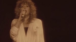 Алла Пугачёва - Три счастливых дня (Official Video) [«Рождественские встречи»]