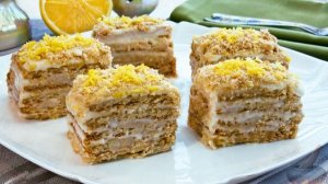 ТОРТ С КРЕМОМ ИЗ СМЕТАНЫ И СГУЩЁНКИ