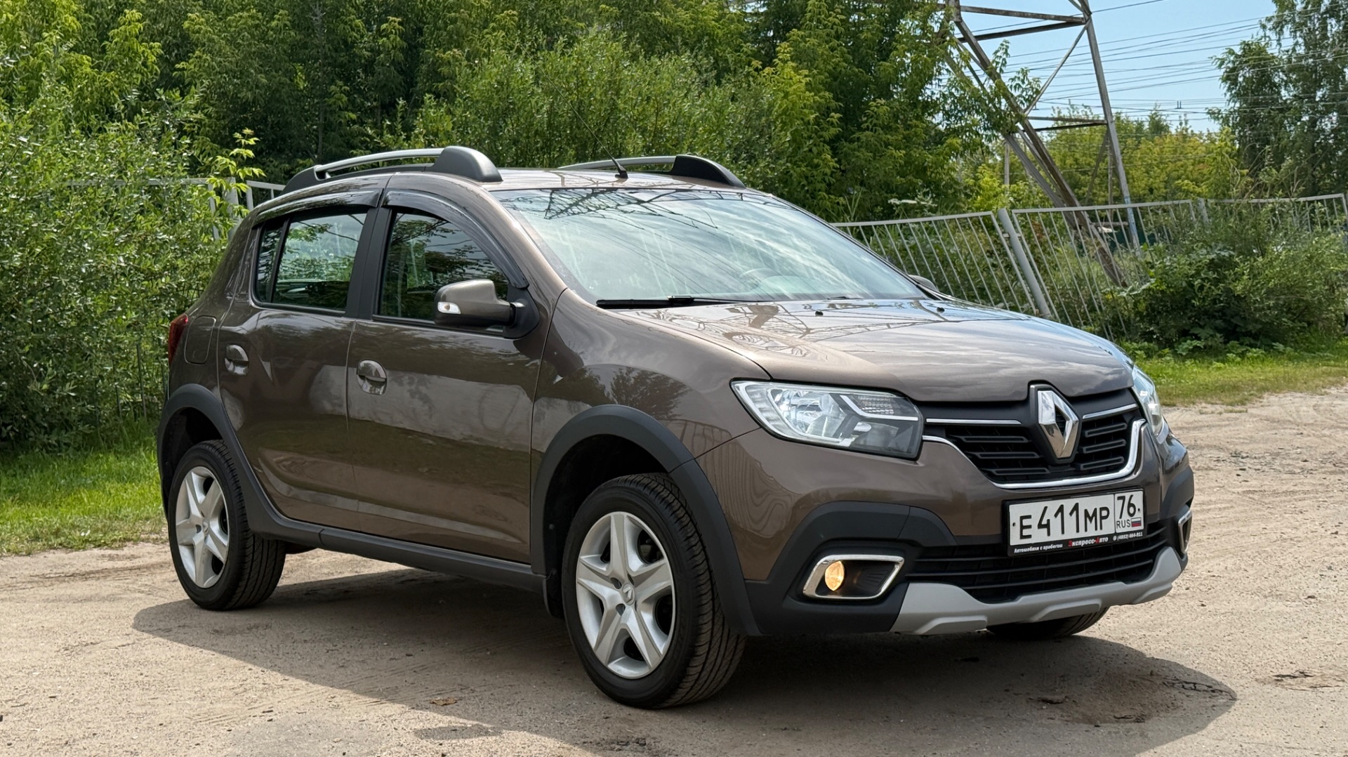 Renault Sandero Stepway смотреть онлайн