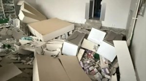 Комары зимой и затопленный подвал: прокуратура расследует обрушение перекрытий в доме в Петербурге