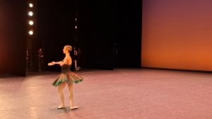Рафаэла Сантос. Эсмеральда