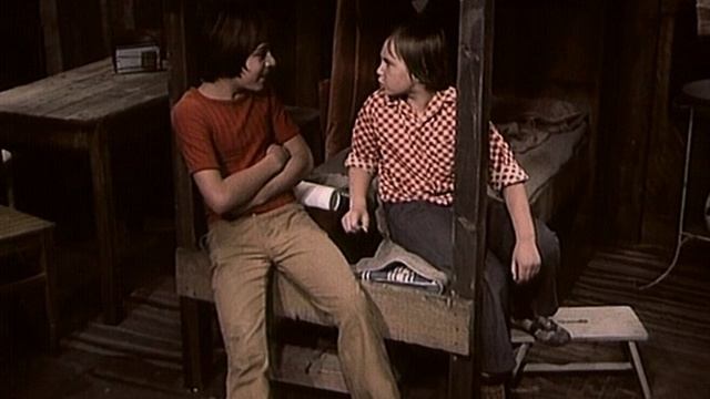 Приключения в каникулы 2 серия «Парящая девочка» (сериал, 1978)