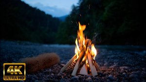 🔥 Сон у костра у реки — треск дров, мягкая вода, ночной лес | без музыки • без рекламы