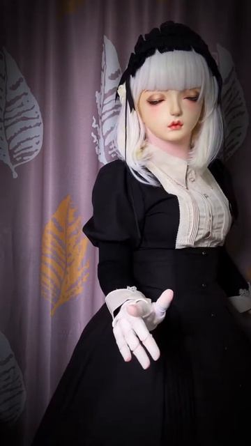 BJD Dolls look even more like robots now, but some joints still have warmth 🥀 #cosplay #kigurumi смотреть онлайн