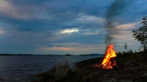 🔥 ЗВУК КОСТРА ДЛЯ СНА И ШУМ ВОЛН ✨ ЗВУКИ ПРИРОДЫ И КОСТЕР НА БЕРЕГУ ✨ ОГОНЬ И ВОДА ВЕЧЕРОМ