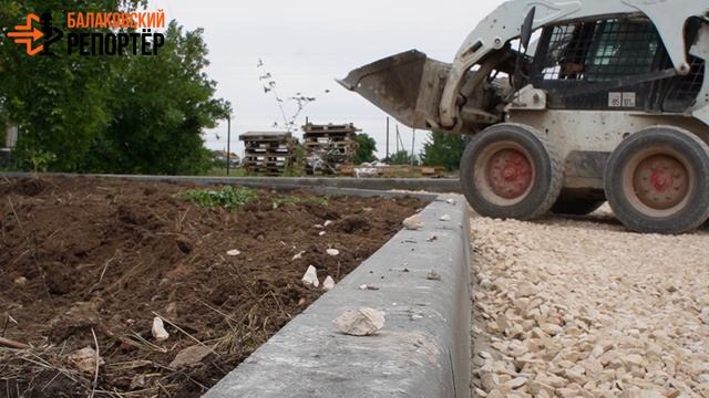 При поддержке ФосАгро на пришкольной территории в с.Кормёжка проходит благоустройство