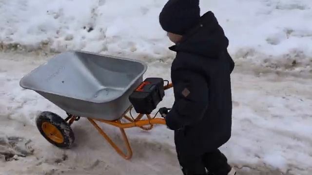 ЭЛЕКТРО ТАЧКА САДОВАЯ СВОИМИ РУКАМИ
