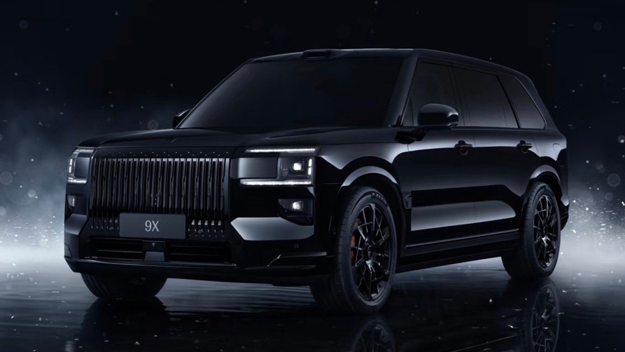 Получил Zeekr 9X Hyper Black Obsidian 1400 лс смотреть онлайн