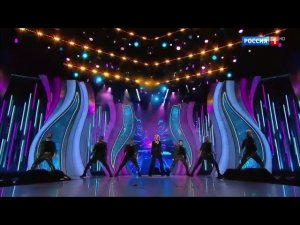 Кристина Орбакайте - «Она» - Праздничное шоу Валентина Юдашкина (09.03.2020)