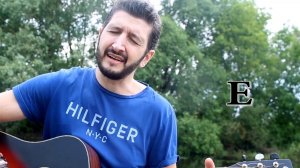 ЧЕЧНЯ В ОГНЕ, ЗДЕСЬ НЕ АФГАН ( Песня легендарного Михаила с поля боя )