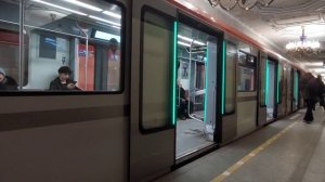 Мини обзор на поезд метро Балтиец метро Санкт-Питербурга!