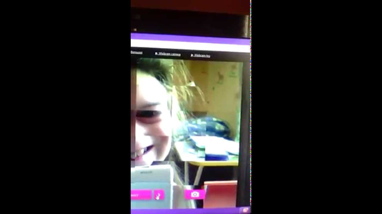 Как надо фототься в  Webcam Toy!!)))
