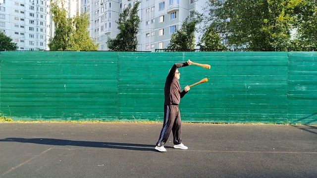 Упражнения с атлетической булавой весом 0.55 кг (2)