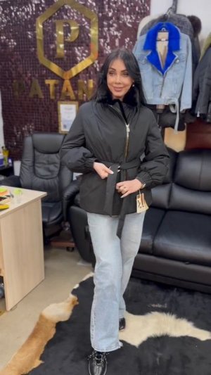 Куртка BACCARA деми на синтепоне с мехом норки