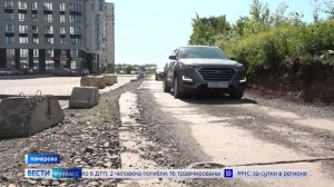 Обещанного ждут: жители нового дома на Южном недовольны грунтовой дорогой вместо двухполосной