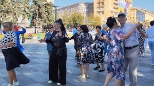 ВЕДЬ СКОРО ОСЕНЬ, А НЕ МАЙ! ХАРЬКОВ ТАНЦЫ СЕНТЯБРЬ 2025 #танцы