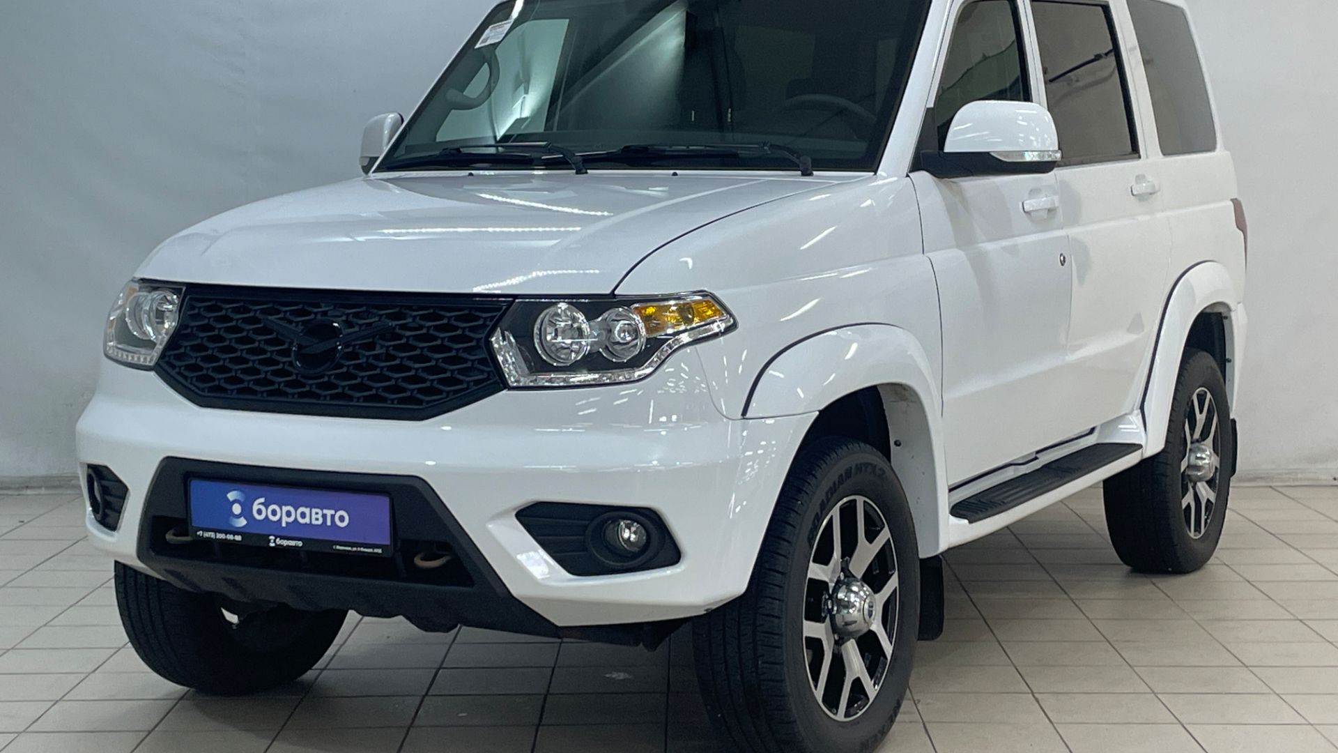 UAZ PATRIOT смотреть онлайн