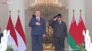 В Индонезии для Батьки Лукашенко  не жалеют лошадей, мотоциклов, пушек и разноцветных военных, в том