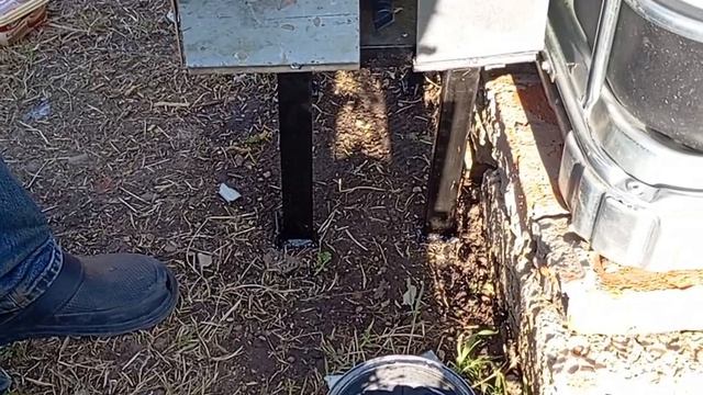 Переехали на ЮгУстановили насосКупили бетономешалкуПриехали Полина Тимоша и Ванечка.