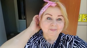 Посетила терапевта//пришла на рынок//ягоды по 300, думаю норм цена, а вы как думаете?