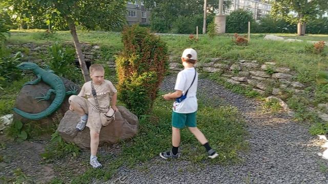 ТИПО ДРУЗЬЯ В РИЛ смотреть онлайн
