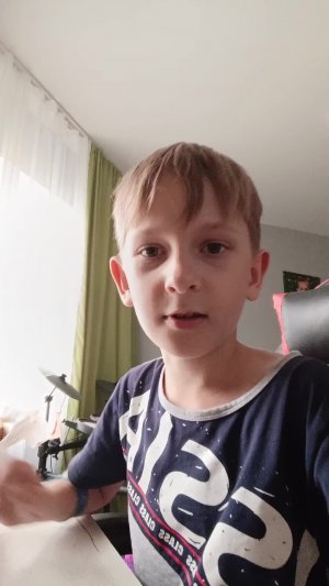 играю с максом