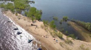 В Самаре за Волгой начинают появляться места для отдыха после половодья