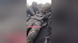 Украинский снайпер Богдан проиграл дуэль с российском снайпером. Пуля попала в голову. Даже не почув